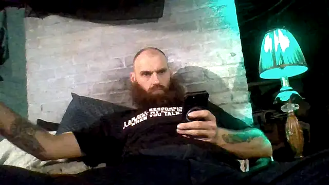 Snapshot of Cowboy815 chatting on September 19, 2025, 5:44 am Cowboy815 online show from September 19, 2025, 5:44 am