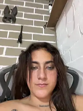 JessiBentz4 online show from September 10, 2025, 10:47 am