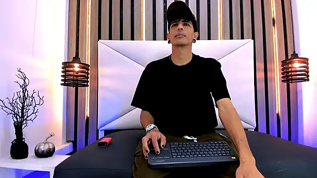 Franvill Trato online show from October 22, 2025, 6:40 pm