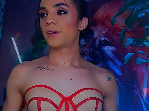 Snapshot of Cristal_Gem1 chatting on October 22, 2025, 5:45 pm Cristal Gem1 online show from October 22, 2025, 5:45 pm