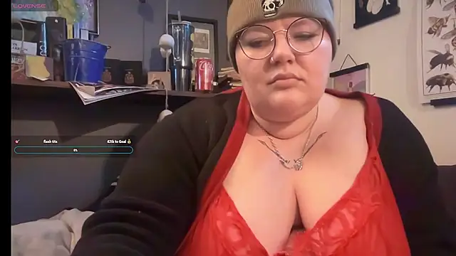 Snapshot of ClaraLimon chatting on March 9, 2026, 1:42 am ClaraLimon online show from March 9, 2026, 1:42 am