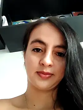 Snapshot of salo-rousee chatting on October 3, 2025, 7:59 pm salo-rousee online show from October 3, 2025, 7:59 pm