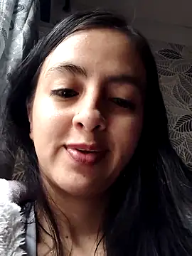 Snapshot of salo-rousee chatting on September 28, 2025, 8:49 pm salo-rousee online show from September 28, 2025, 8:49 pm