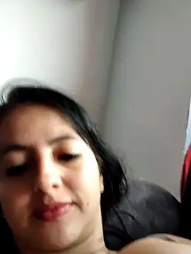 Snapshot of salo-rousee chatting on September 25, 2025, 8:59 pm salo-rousee online show from September 25, 2025, 8:59 pm