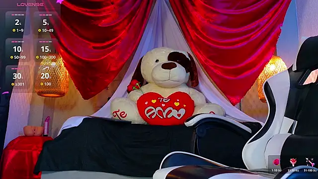 Thaiel Fosteer online show from February 15, 2026, 7:51 am