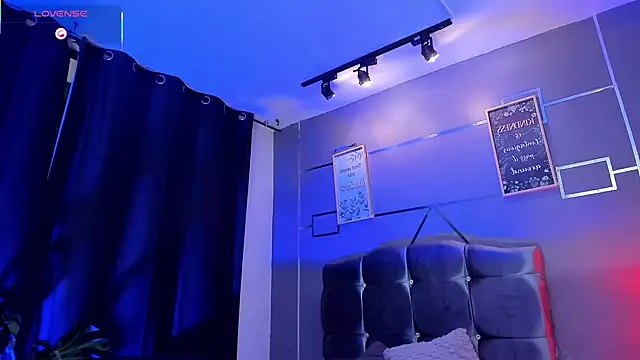 Snapshot of oliver_mr_ chatting on October 10, 2025, 8:09 pm oliver mr  online show from October 10, 2025, 8:09 pm