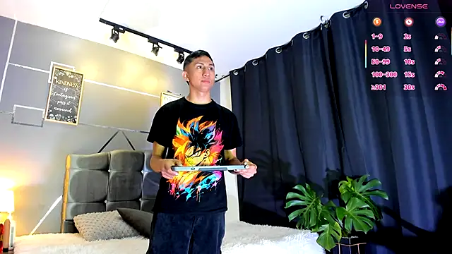 Snapshot of oliver_mr_ chatting on October 6, 2025, 7:36 pm oliver mr  online show from October 6, 2025, 7:36 pm