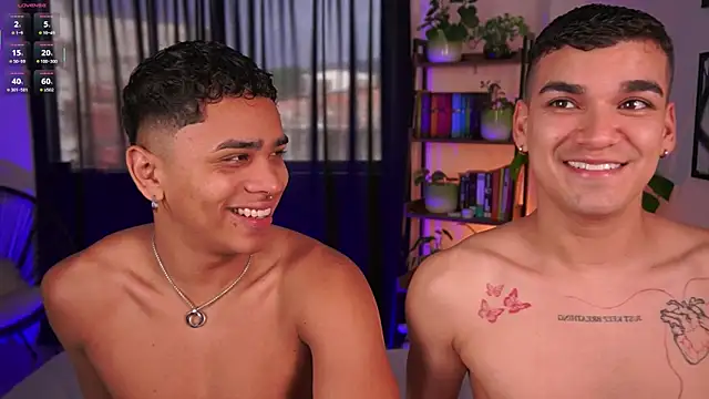 Snapshot of EROS_AND_ALAN chatting on September 21, 2025, 9:20 pm EROS AND ALAN online show from September 21, 2025, 9:20 pm