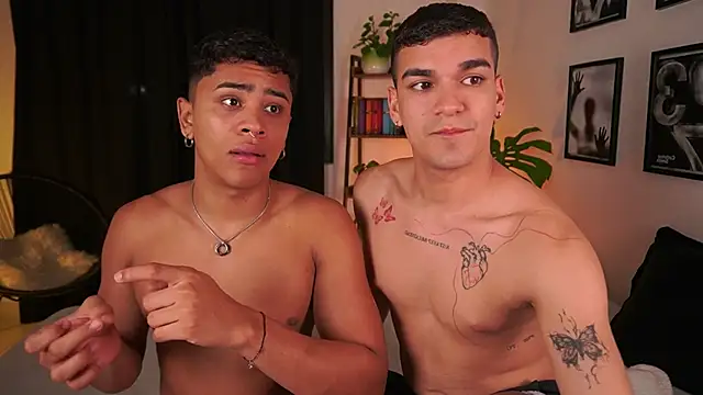 Snapshot of EROS_AND_ALAN chatting on September 25, 2025, 1:44 am EROS AND ALAN online show from September 25, 2025, 1:44 am