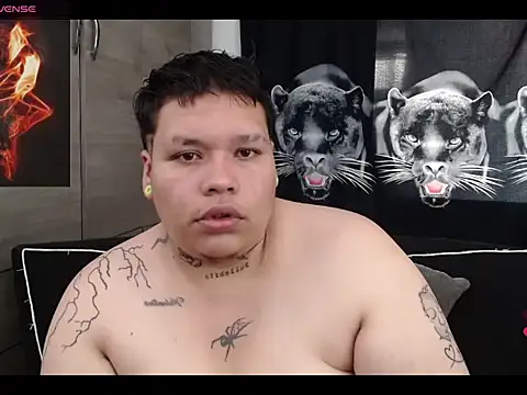 Yulian bigclit7 online show from August 6, 2026, 5:19 pm