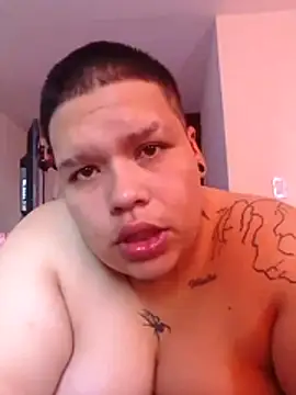 Yulian bigclit7 online show from April 3, 2026, 2:45 pm