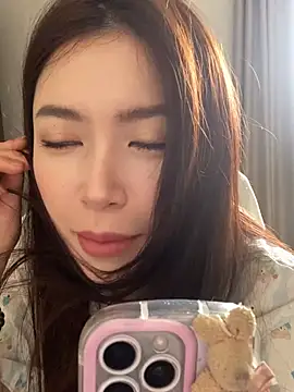 MoLi0066 online show from March 4, 2026, 8:22 am