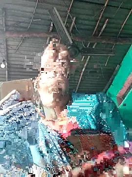 Snapshot of Pooja750 chatting on October 31, 2025, 2:41 am Pooja750 online show from October 31, 2025, 2:41 am