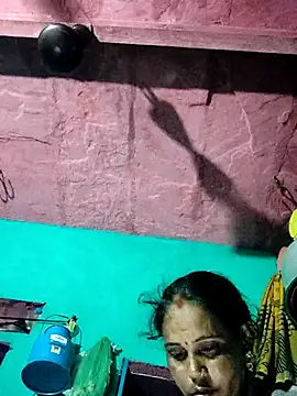 Snapshot of Pooja750 chatting on October 4, 2025, 5:03 pm Pooja750 online show from October 4, 2025, 5:03 pm