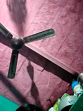 Snapshot of Pooja750 chatting on October 13, 2025, 9:59 pm Pooja750 online show from October 13, 2025, 9:59 pm