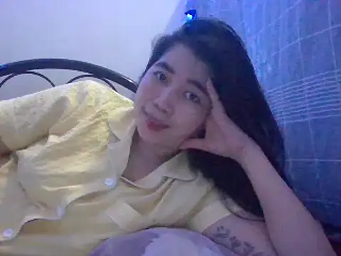 Asianhotskinny online show from June 12, 2026, 9:40 am