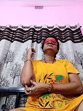 Snapshot of Gullapi chatting on October 7, 2025, 2:45 am Gullapi online show from October 7, 2025, 2:45 am