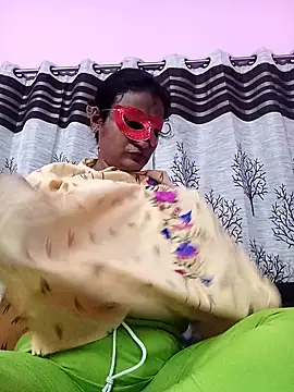 Snapshot of Gullapi chatting on September 21, 2025, 9:47 am Gullapi online show from September 21, 2025, 9:47 am