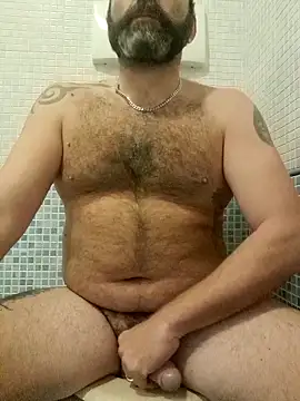 Snapshot of gigilola84 chatting on October 5, 2025, 5:20 am gigilola84 online show from October 5, 2025, 5:20 am