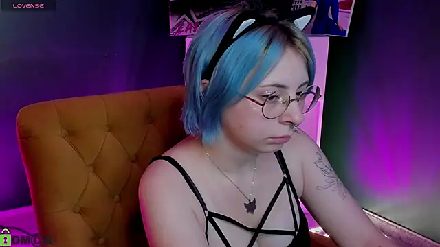 Snapshot of Penny_Stanley chatting on October 4, 2025, 2:02 am Penny Stanley online show from October 4, 2025, 2:02 am