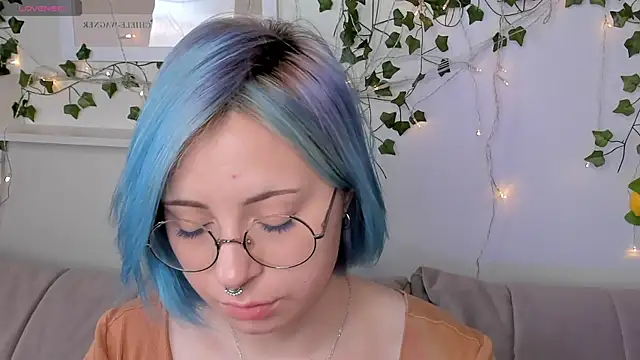 Snapshot of Penny_Stanley chatting on September 19, 2025, 2:37 am Penny Stanley online show from September 19, 2025, 2:37 am