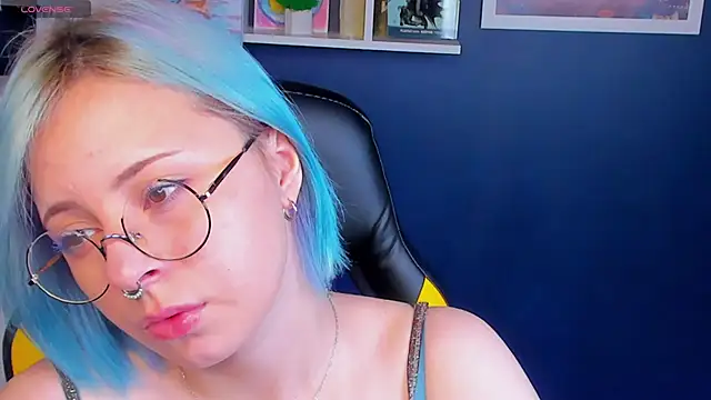 Snapshot of Penny_Stanley chatting on September 20, 2025, 2:27 am Penny Stanley online show from September 20, 2025, 2:27 am