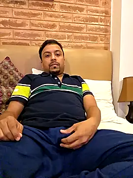 Snapshot of BindaasBong chatting on September 26, 2025, 4:47 pm BindaasBong online show from September 26, 2025, 4:47 pm