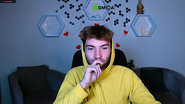 Snapshot of joseph_bear_ chatting on October 8, 2025, 7:03 pm joseph bear online show from October 8, 2025, 7:03 pm