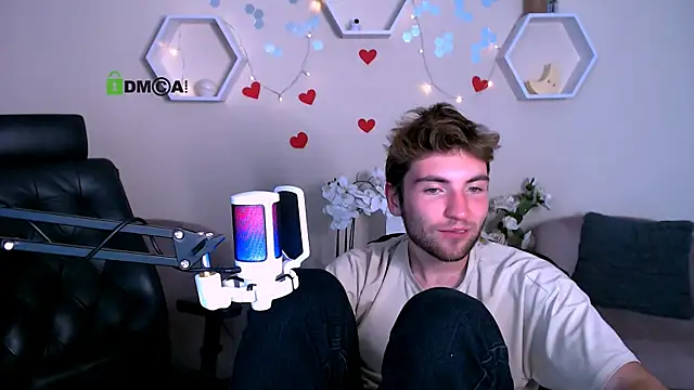 Snapshot of joseph_bear_ chatting on October 3, 2025, 3:41 am joseph bear online show from October 3, 2025, 3:41 am