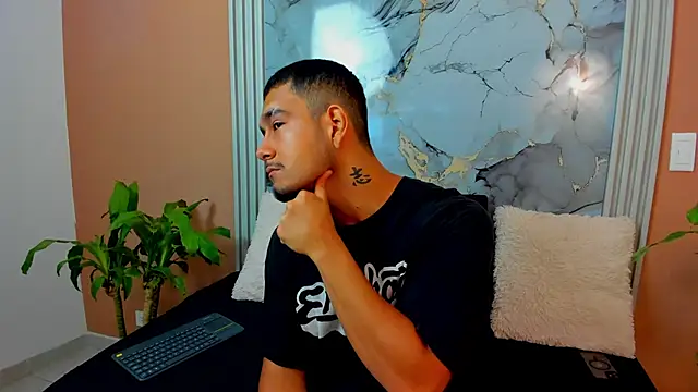 Snapshot of chatting on October 11, 2025, 11:22 am online show from October 11, 2025, 11:22 am