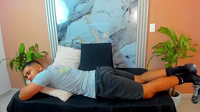  online show from November 13, 2025, 11:14 am