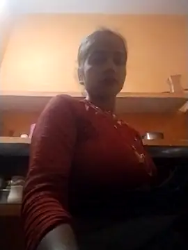 Snapshot of Miss_143 chatting on September 18, 2025, 4:15 am Miss 143 online show from September 18, 2025, 4:15 am