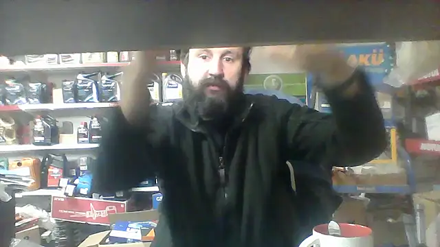 vihand22 online show from October 6, 2025, 9:54 am