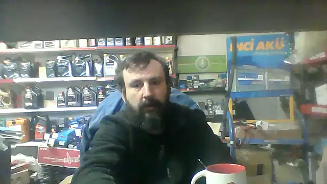 vihand22 online show from October 3, 2025, 7:10 am