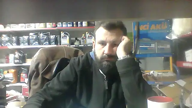 vihand22 online show from October 25, 2025, 6:34 am