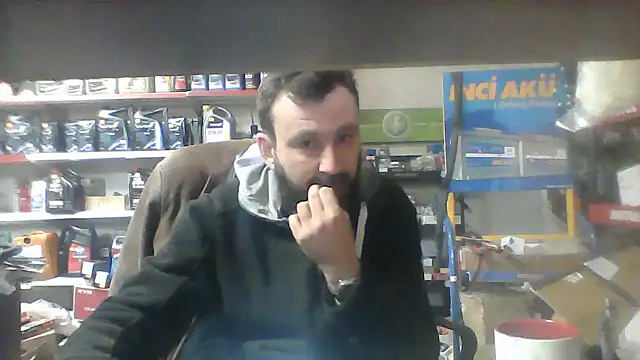 vihand22 online show from October 24, 2025, 7:29 am