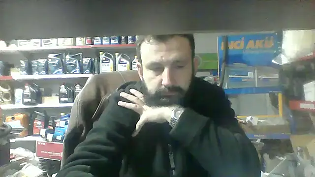 vihand22 online show from October 29, 2025, 7:40 am