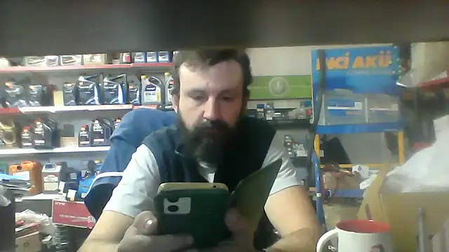 vihand22 online show from September 23, 2025, 6:53 am