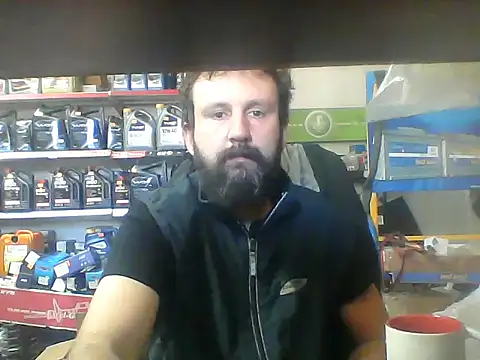 vihand22 online show from September 12, 2025, 8:14 am