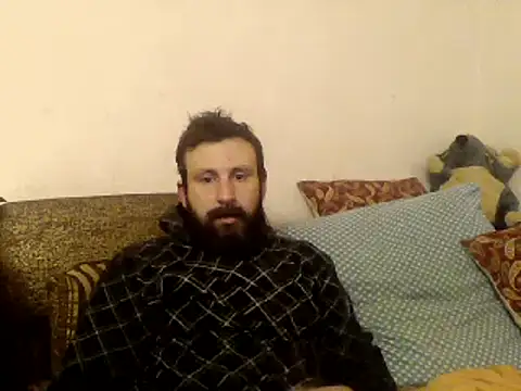 vihand22 online show from September 28, 2025, 5:53 pm