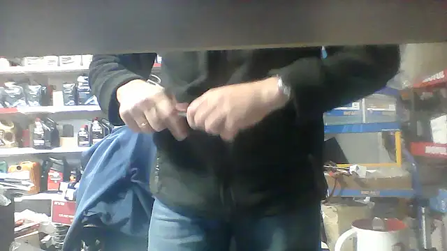 vihand22 online show from October 4, 2025, 6:26 am