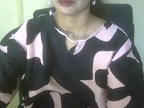 Snapshot of Rahat_S chatting on September 23, 2025, 8:21 am Rahat S online show from September 23, 2025, 8:21 am