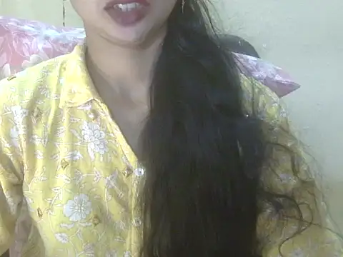 Snapshot of Rahat_S chatting on October 2, 2025, 5:55 am Rahat S online show from October 2, 2025, 5:55 am