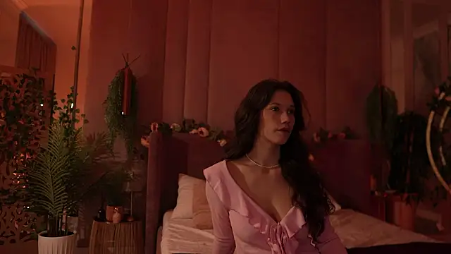 Snapshot of MaryNixon_ chatting on October 13, 2025, 5:09 am MaryNixon online show from October 13, 2025, 5:09 am