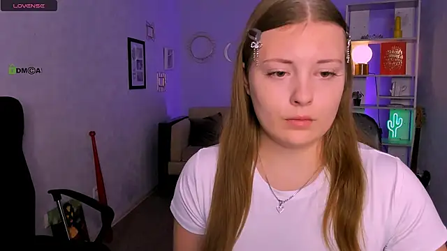 keylas moan online show from November 17, 2025, 1:26 pm