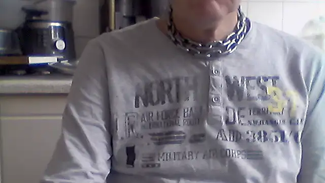 slaveman4you online show from December 18, 2025, 11:47 am