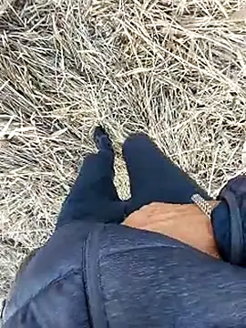 slaveman4you online show from November 6, 2025, 2:32 pm