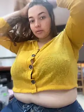 sarahreyess 11 online show from April 15, 2026, 11:05 am
