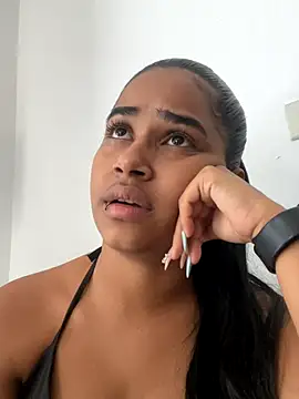 zoe evans5 online show from October 18, 2025, 1:13 pm