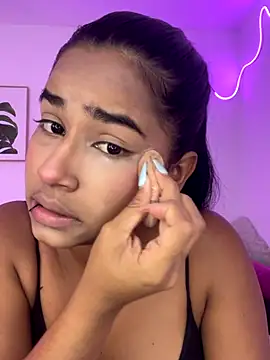 zoe evans5 online show from October 10, 2025, 1:01 pm